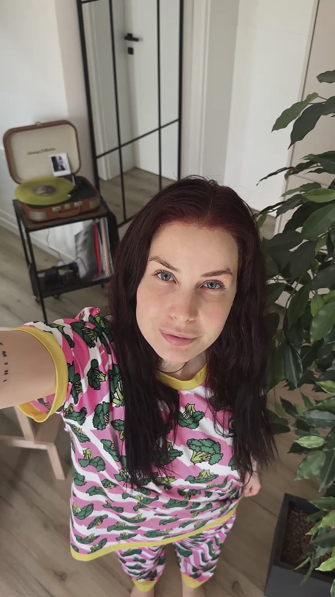 Naloži videoposnetek: 