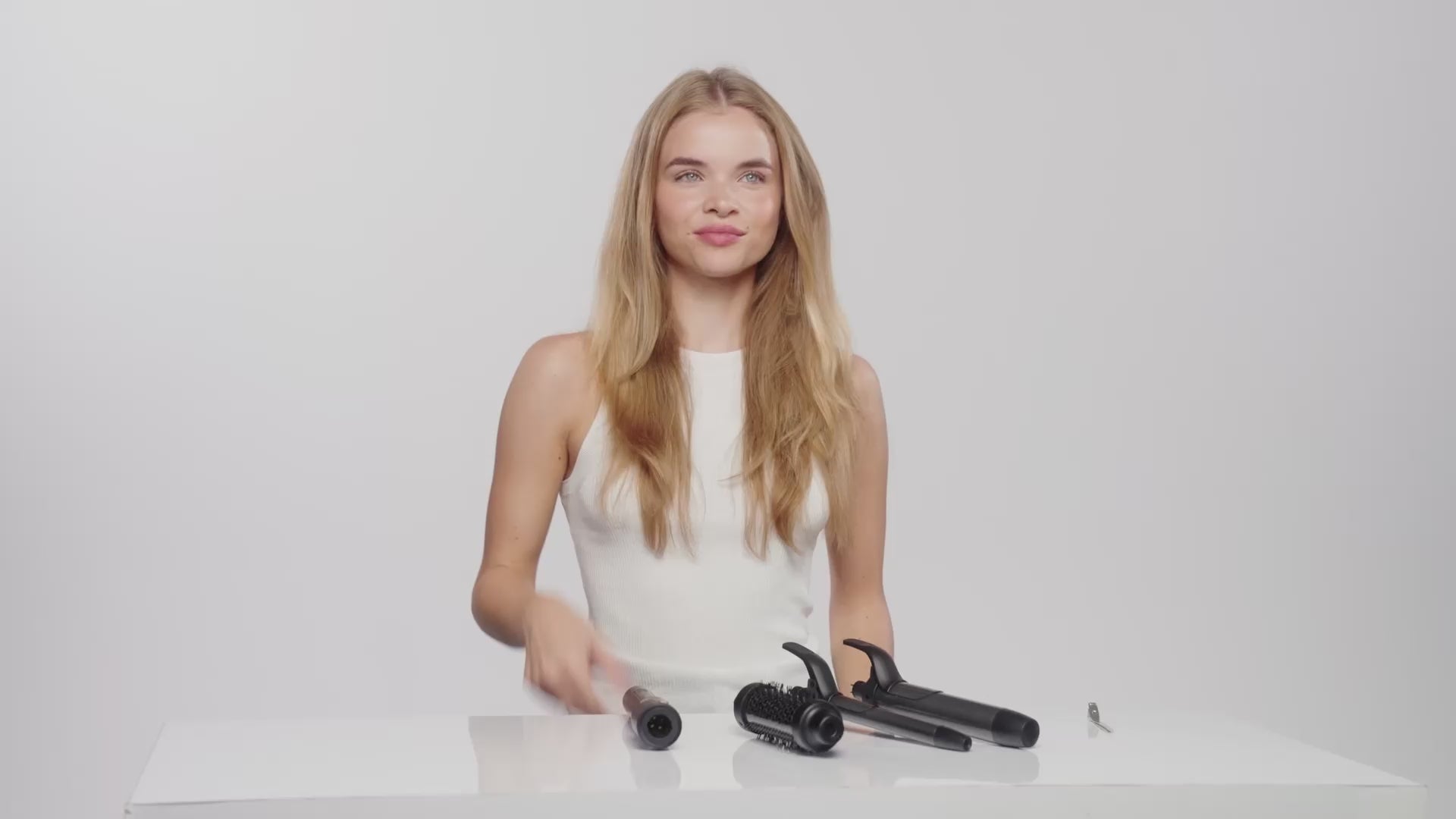 Naloži videoposnetek: Revamp DR-6500 product video